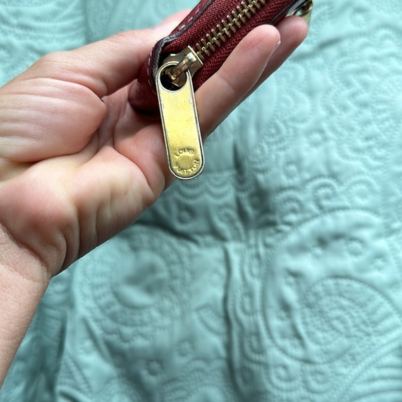 Louis Vuitton Wallet - Picture 4 of 7